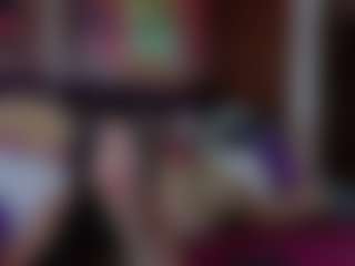 Live cam show with Salome - Naked on Camsoda.co