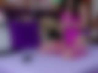 Live cam show with Salome - Public on Camsoda