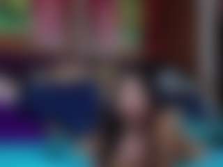 Live cam show with Salome - Fetish on Milfs Live