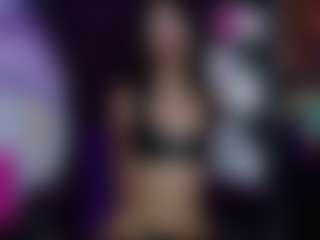 Live cam show with Salome - Ass Bouncing on SinfulBabes
