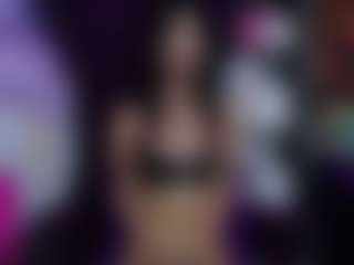 Live cam show with Salome - Strapon on Dolls Live