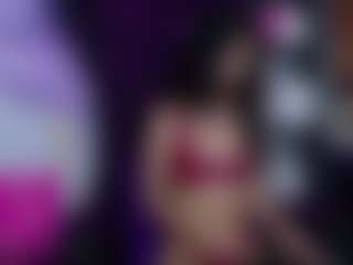 Live cam show with Salome - Nipple Piercings on Soda Cam