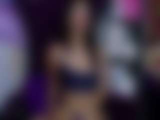 Live cam show with Salome - Strapon on CamClone