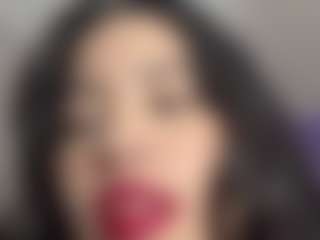 Live cam show with Salome - Ass Bouncing on madthumbs