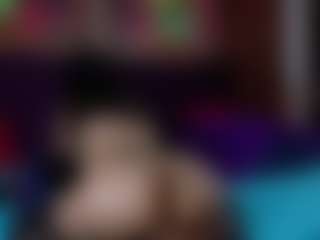 Live cam show with Salome - Genital Piercings on Camsoda