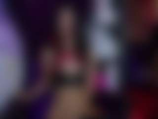 Live cam show with Salome - Erotic Dance on xplaylive.com