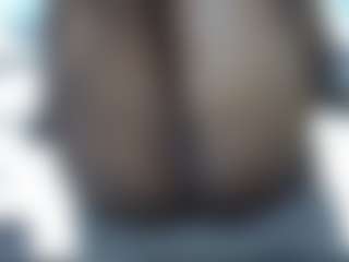 Live cam show with Shanlove - Fingering on TastyBlacksLive