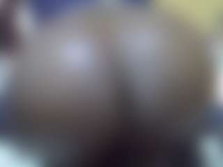 Shanlove's Live Sex Cam Show
