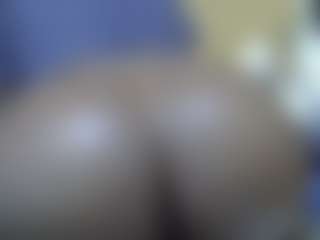 Shanlove's Live Sex Cam Show