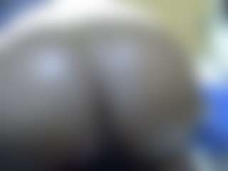 Shanlove's Live Sex Cam Show