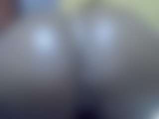 Shanlove's Live Sex Cam Show