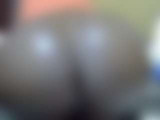 Shanlove's Live Sex Cam Show