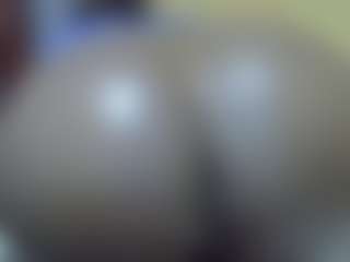 Shanlove's Live Sex Cam Show