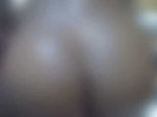Shanlove's Live Sex Cam Show