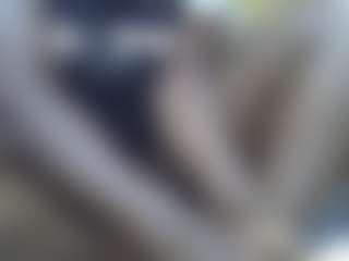 Live cam show with Shanlove - Spank Black on TottyGirls