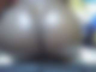 Shanlove's Live Sex Cam Show