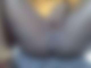 Shanlove's Live Sex Cam Show