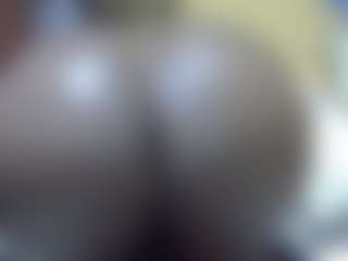 Shanlove's Live Sex Cam Show