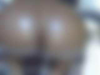 Shanlove's Live Sex Cam Show