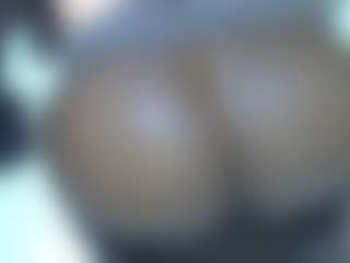 Shanlove's Live Sex Cam Show