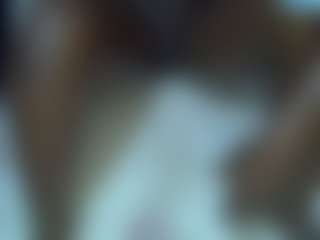 Live cam show with Shanlove - Bikini on CamwithHer