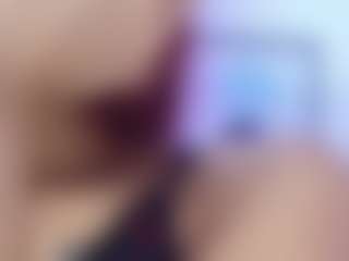 Live cam show with TamaraGrays - Smoking on Dolls Live