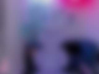 Live cam show with TamaraGrays - Skinny MILF on CamwithHer