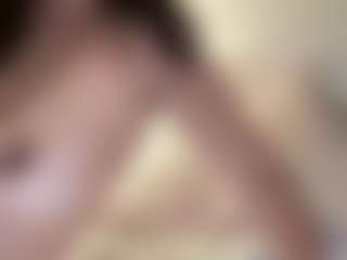 Live cam show with zara - Brown Eyes on fapnchat