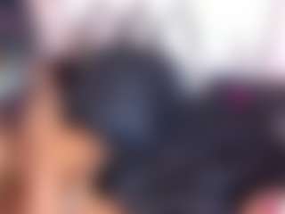 Live cam show with KiimLogan - Ebony on PervPlay.com | colombia
