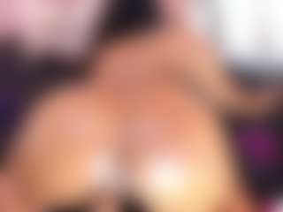 Live cam show with KiimLogan - Cum On Pussy on SxyPornLive