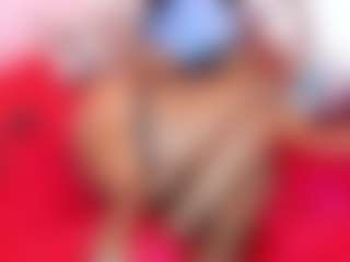 Live cam show with KiimLogan - Blowjob on Camsoda