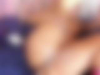 KiimLogan's Live Sex Cam Show