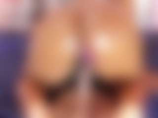 KiimLogan's Live Sex Cam Show