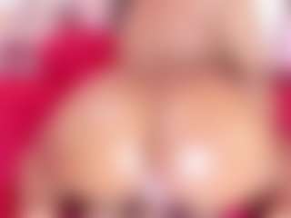 KiimLogan's Live Sex Cam Show