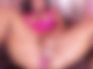 Live cam show with KiimLogan - Double Penetration on StripNow