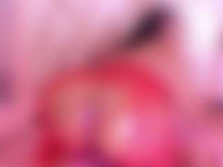 Live cam show with KiimLogan - Tease Black on mypornchat.com | colombia