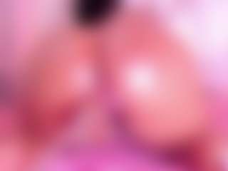 KiimLogan's Live Sex Cam Show