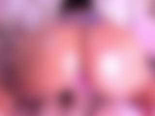 KiimLogan's Live Sex Cam Show