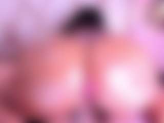 KiimLogan's Live Sex Cam Show