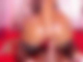 Live cam show with KiimLogan - Ebony on Dolls Live | colombia