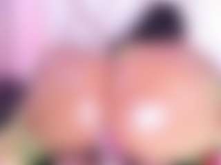 KiimLogan's Live Sex Cam Show