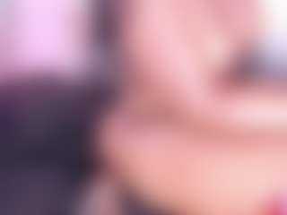KiimLogan's Live Sex Cam Show