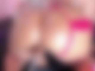 Live cam show with KiimLogan - Lush Big Tits on Porn Luv
