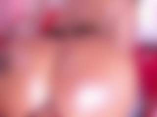 KiimLogan's Live Sex Cam Show