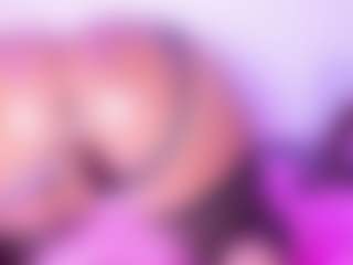 Live cam show with KiimLogan - Ebony on Camsoda | colombia