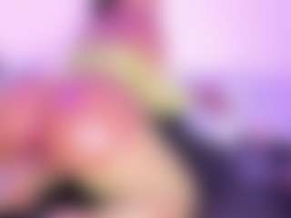 KiimLogan's Live Sex Cam Show