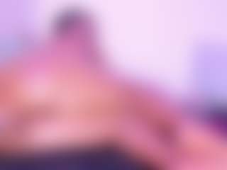 KiimLogan's Live Sex Cam Show
