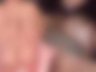 Live cam show with imrebecca - Spin on AdultVida.com