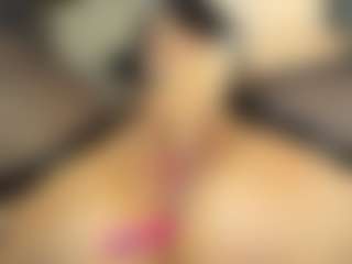 MartinaMadisson MILF webcam performer live streaming