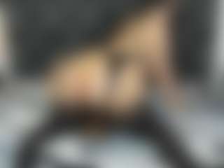 MartinaMadisson's Live Sex Cam Show